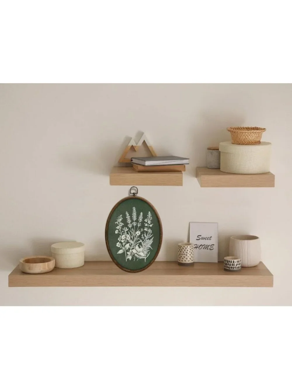 Floral Oval Wall Art - Dark Green Botanical Decor for Cottagecore Home & Living